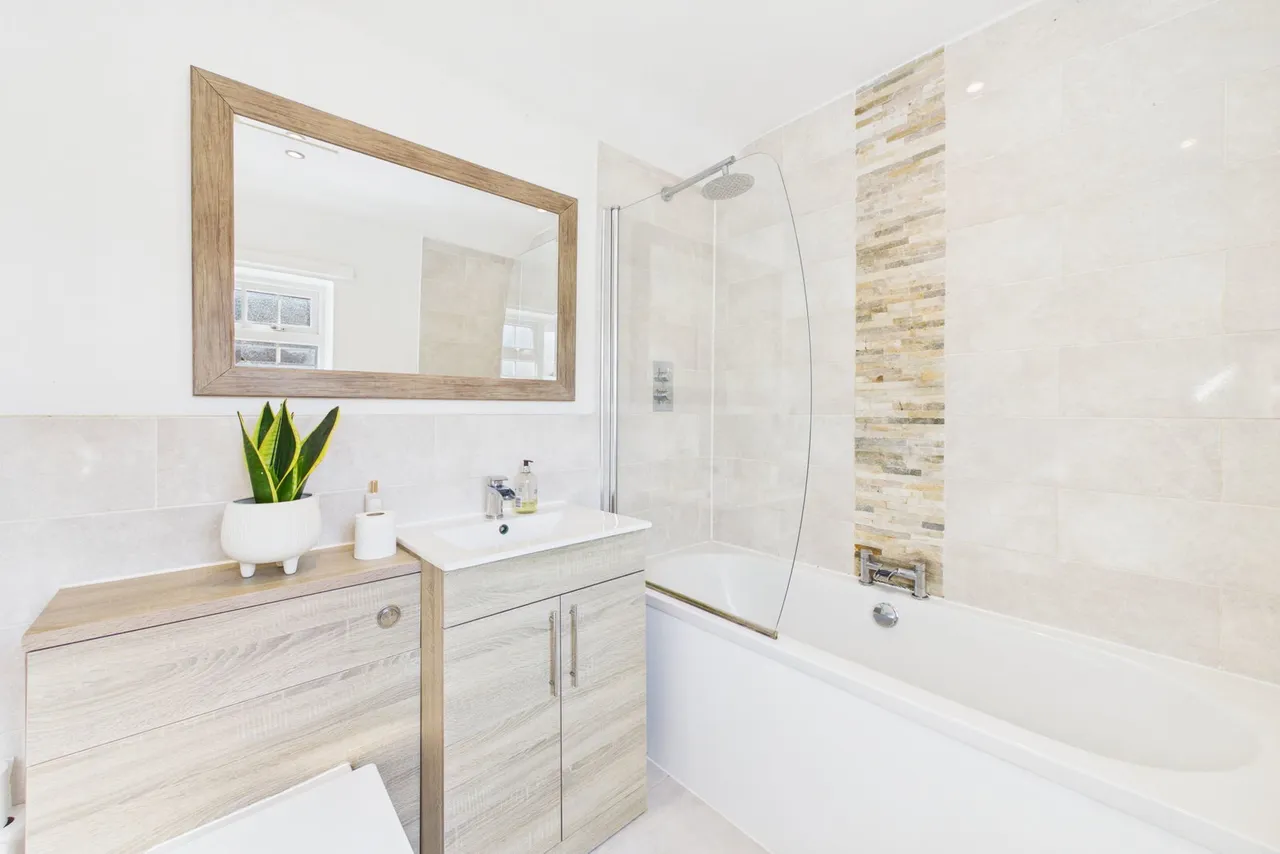 Hingham Road, Great Ellingham NR17, photo 8