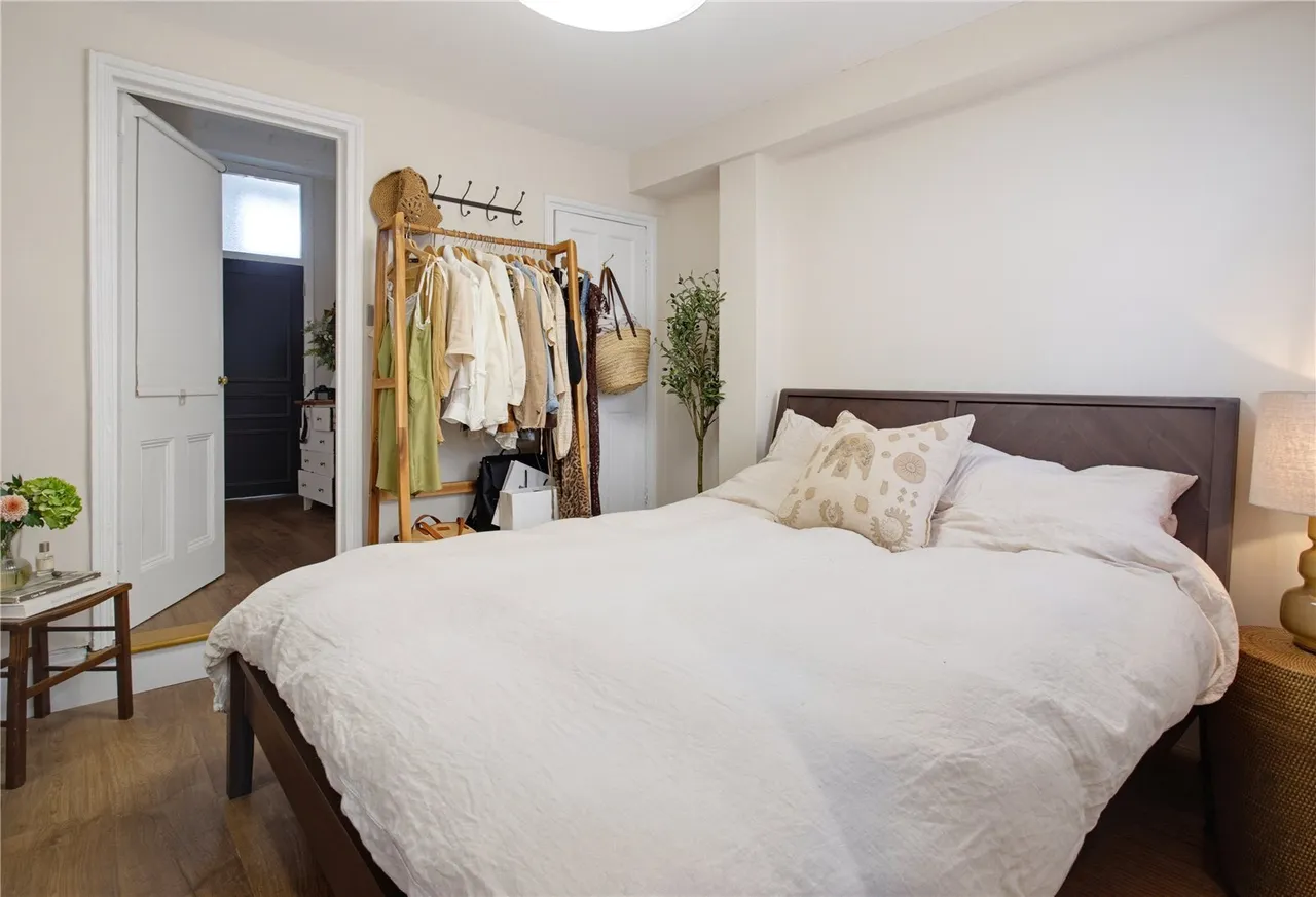Thirsk Road, London, SW11, photo 7