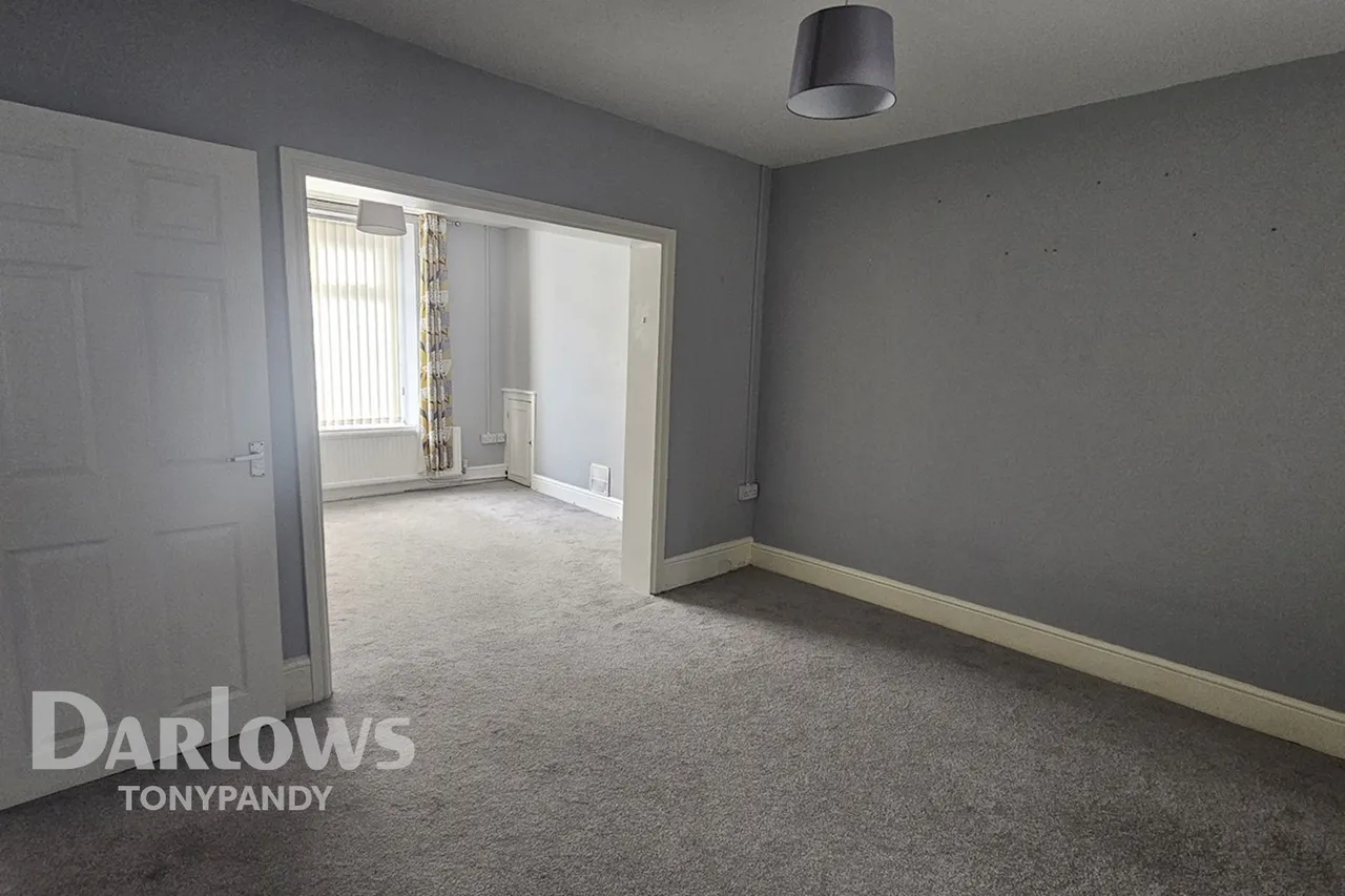 Elm Street, Ferndale, CF43, photo 6