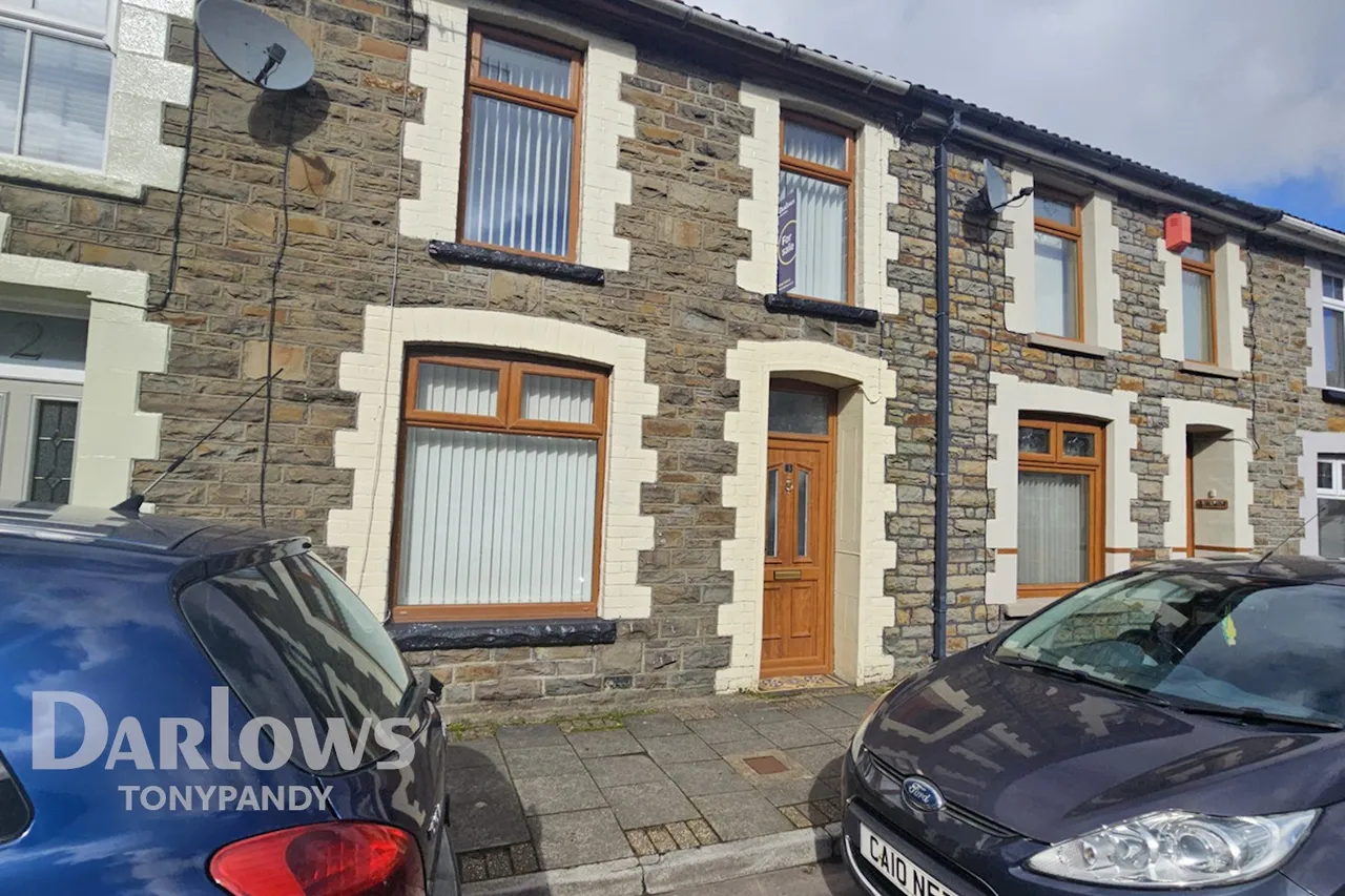 3 bed house for sale, Elm Street, Ferndale, CF43