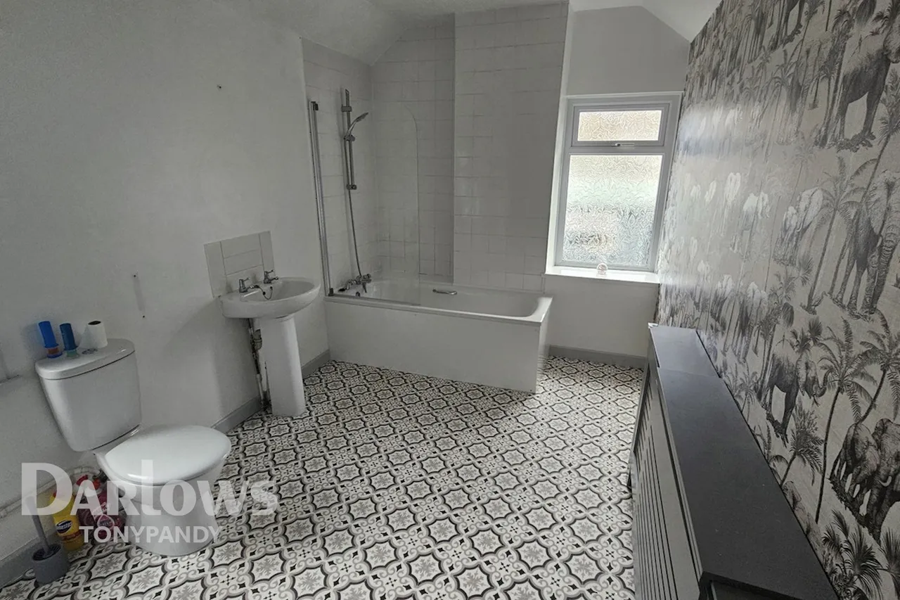 Elm Street, Ferndale, CF43, photo 16