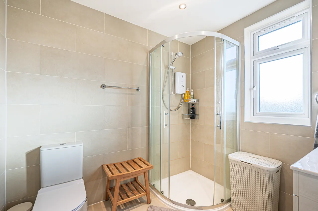 London, NW4, photo 10