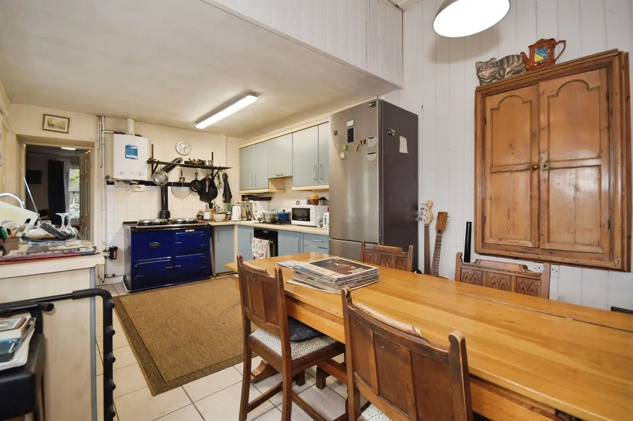 Alport Lane, Youlgrave, Bakewell, photo 4