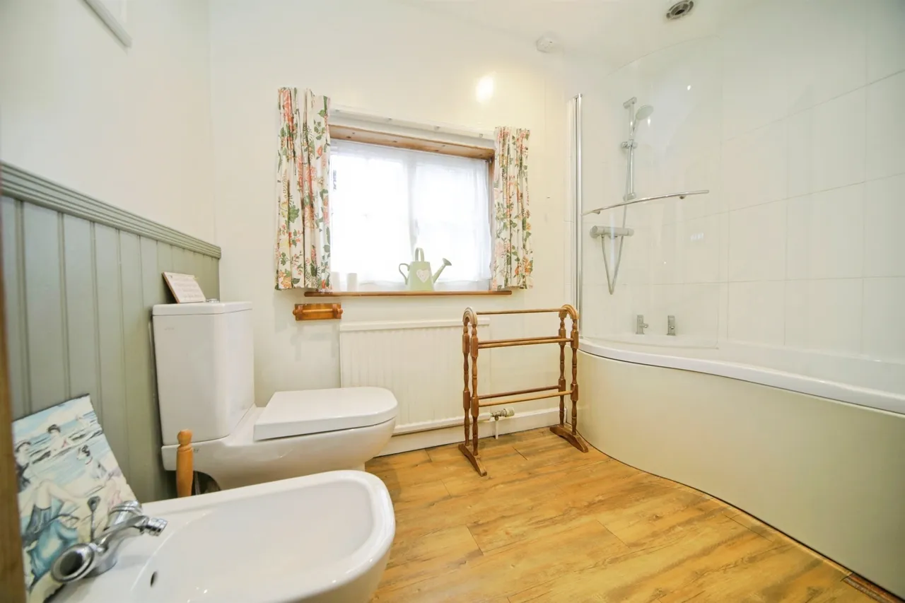 Wickham Market Road, Easton, IP13, photo 17
