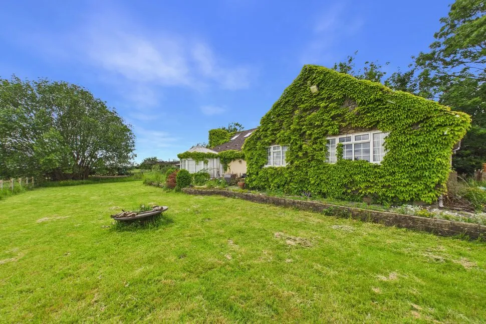 Stockheld Lane, Leeds, West Yorkshire, LS15, photo 8