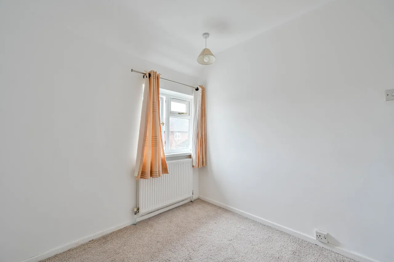 8 Midleton Road, New Malden, photo 10