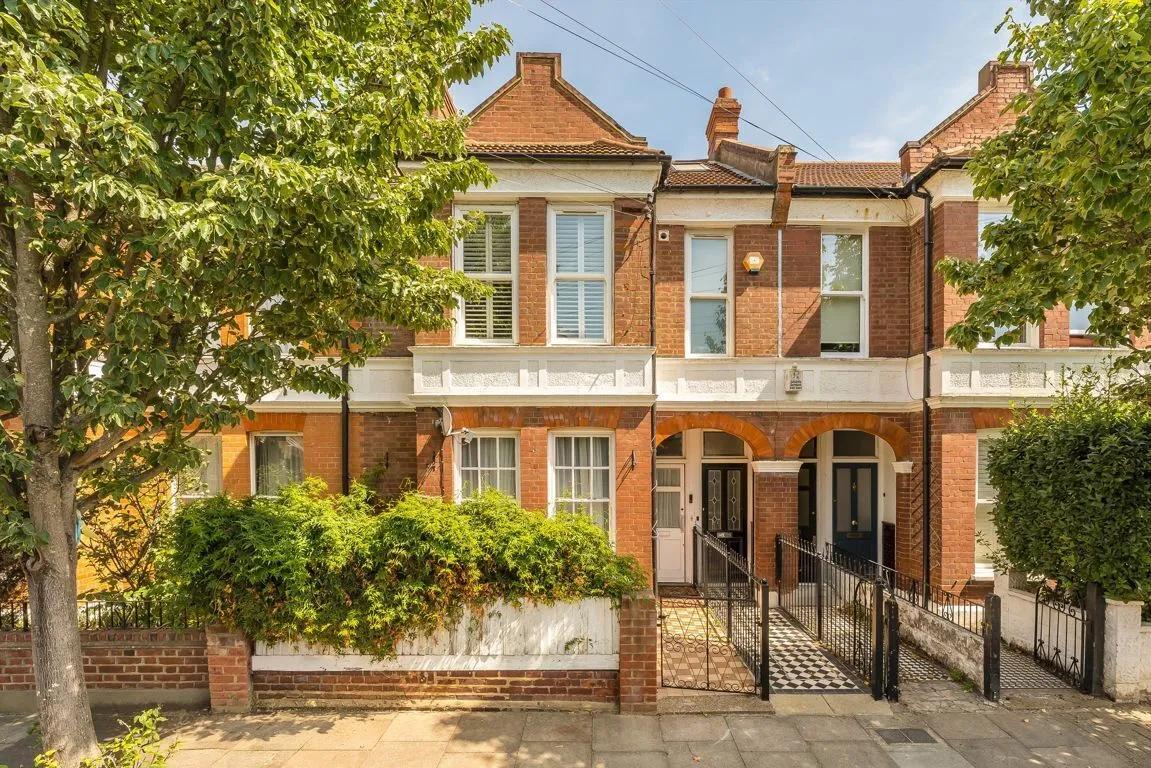 2 bed property for sale, Hosack Road, SW17