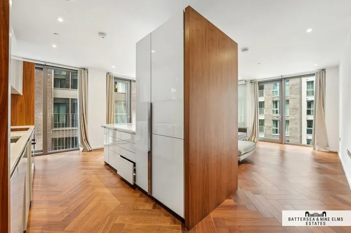 Embassy Gardens, SW11, photo 5
