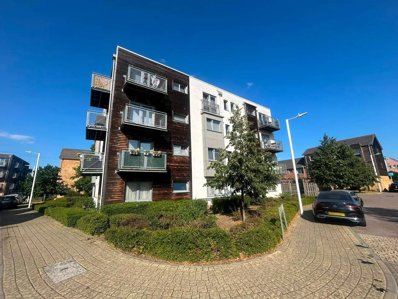 2 bed flat for sale, Lady Jane Place, Dartford, DA1