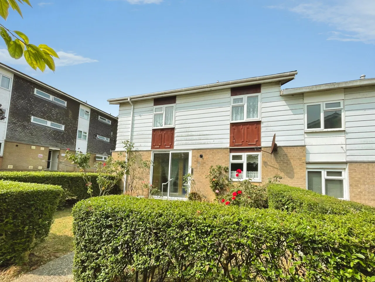 3 bed house for sale — Tintern Close, Basingstoke, Basingstoke, RG24 9HF