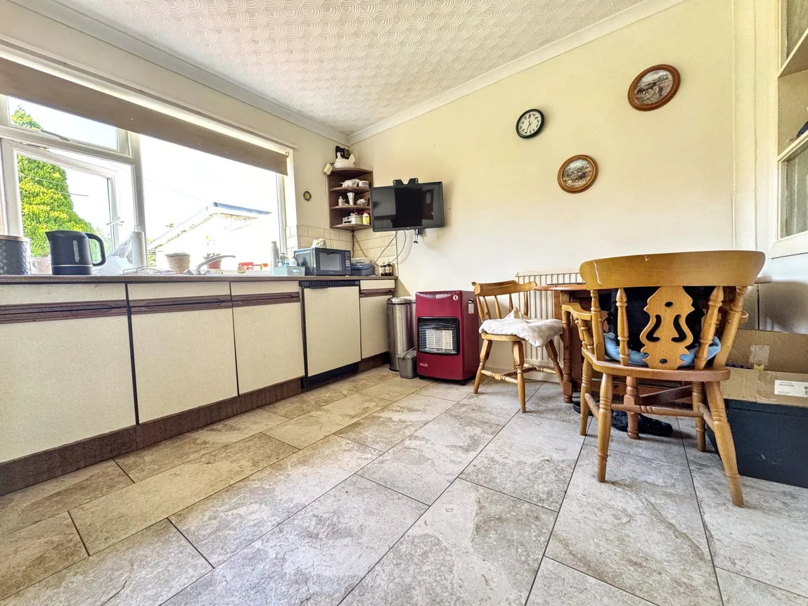 Glan Y Fedw, Betws Yn Rhos, Conwy, LL22 8AP, photo 7