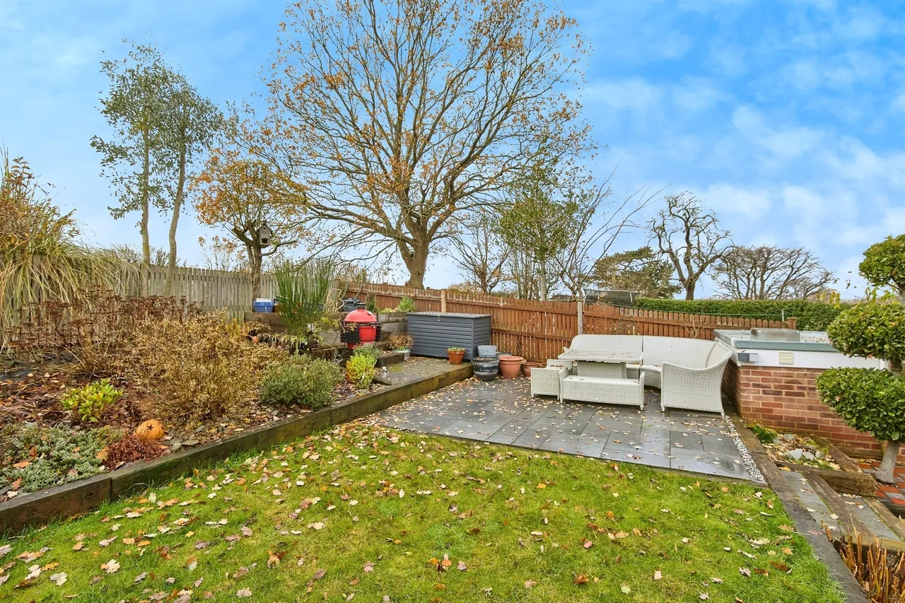 Hillcrest Avenue, Burton-On-Trent, DE15, photo 20