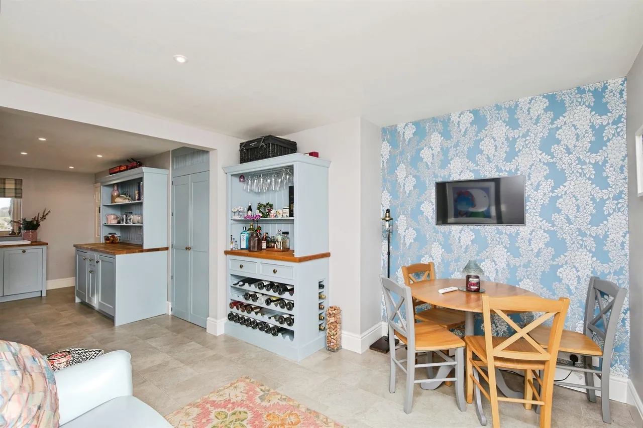 Hillcrest Avenue, Burton-On-Trent, DE15, photo 8
