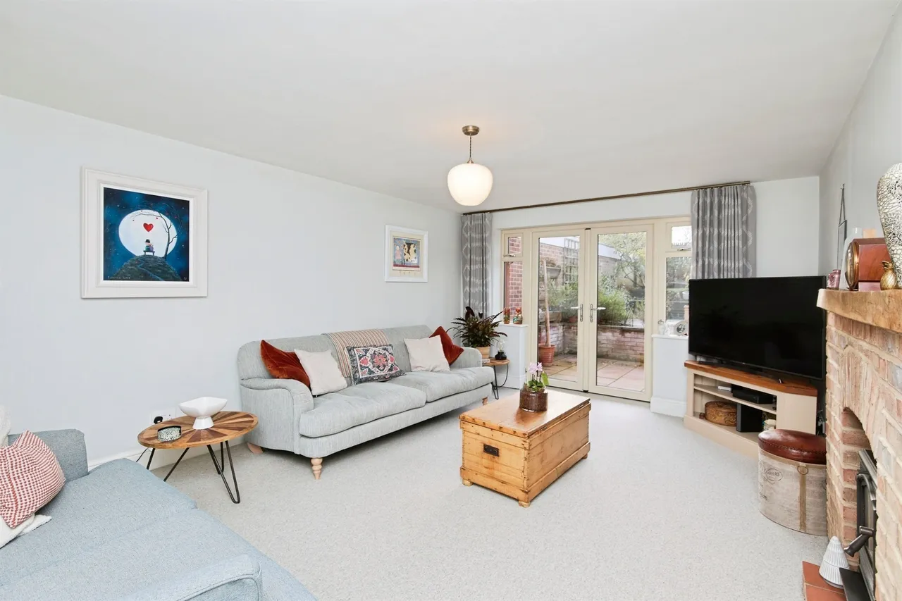 Hillcrest Avenue, Burton-On-Trent, DE15, photo 3