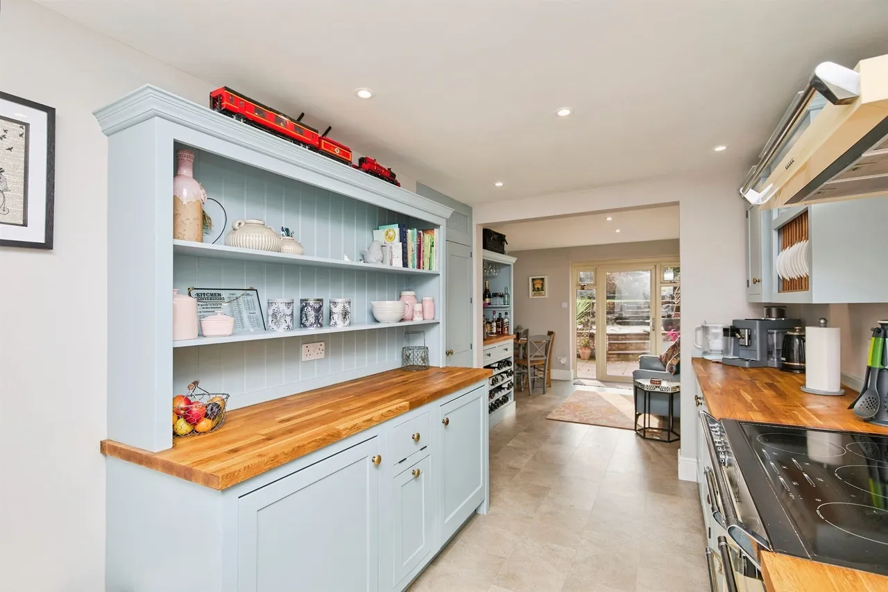 Hillcrest Avenue, Burton-On-Trent, DE15, photo 9