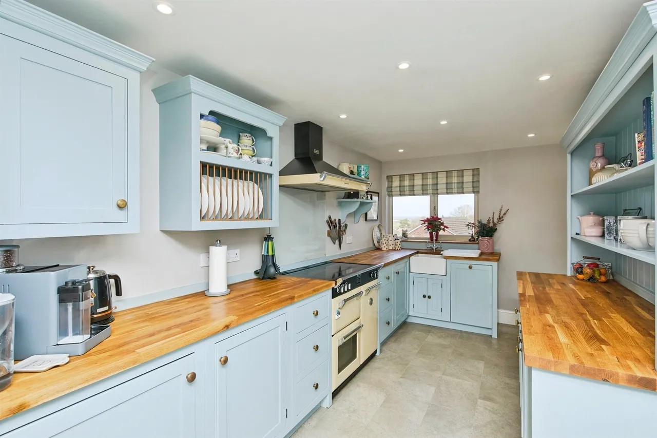 Hillcrest Avenue, Burton-On-Trent, DE15, photo 7