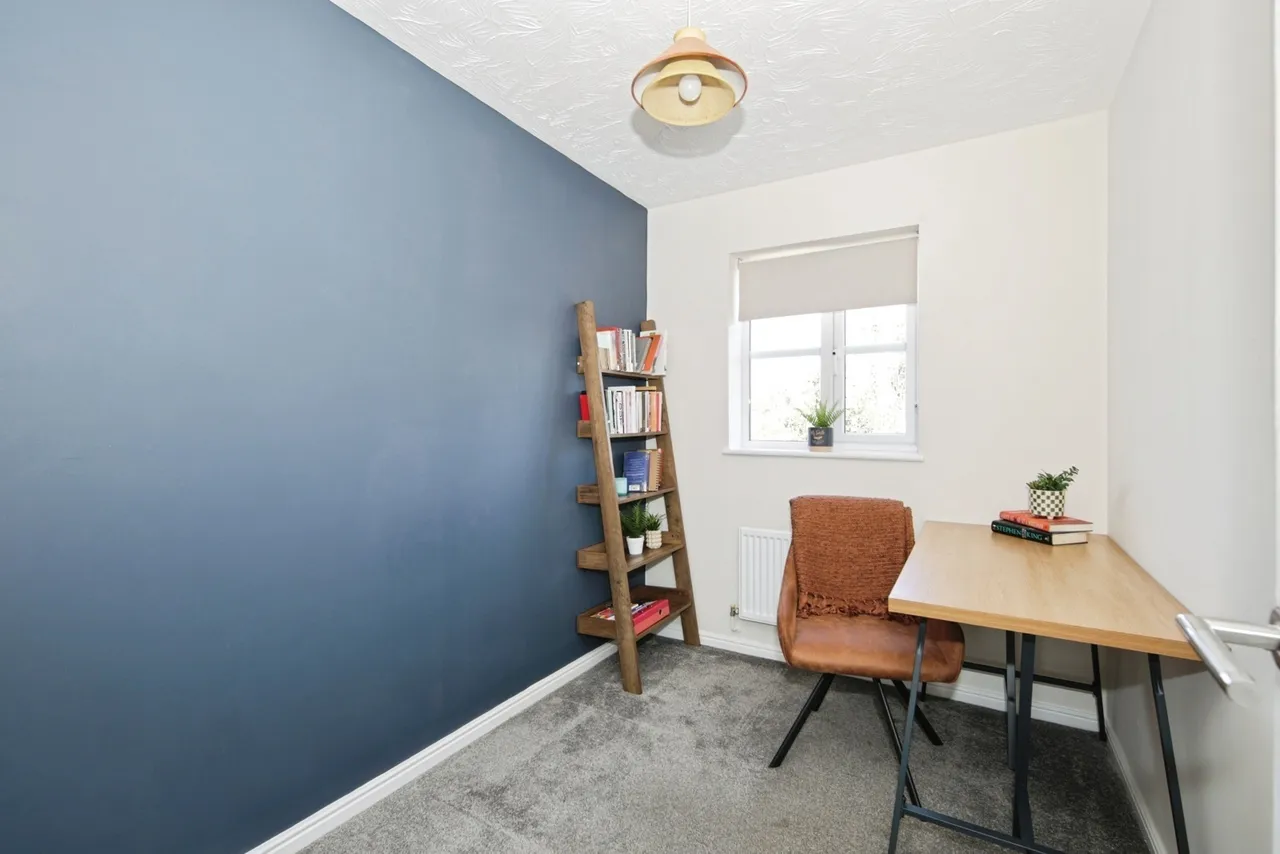 Radlow Crescent, Birmingham, West Midlands, B37, photo 15