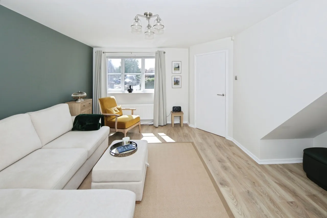 Radlow Crescent, Birmingham, West Midlands, B37, photo 2