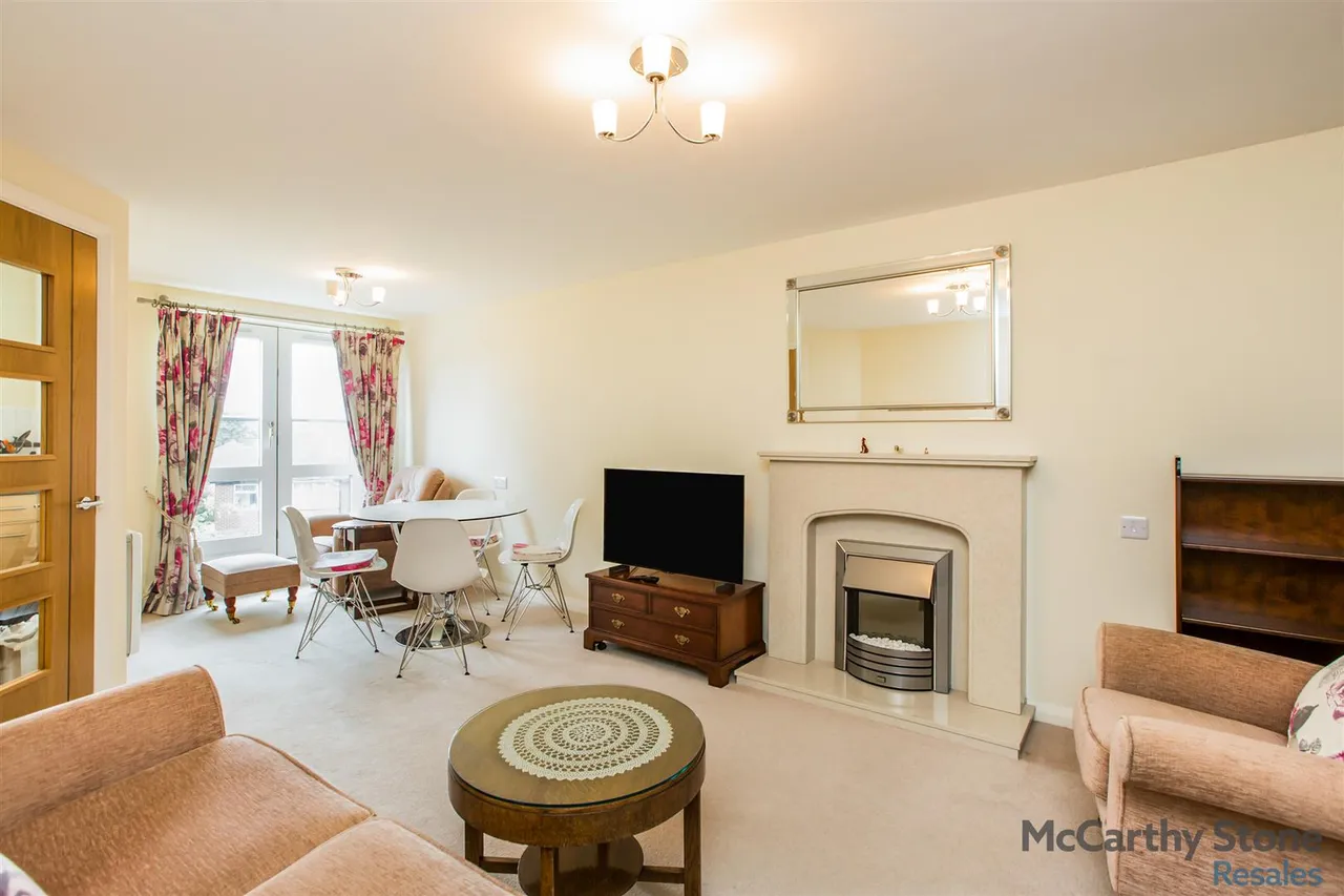 1 bed flat for sale, Oxford Road, Halifax, HX1