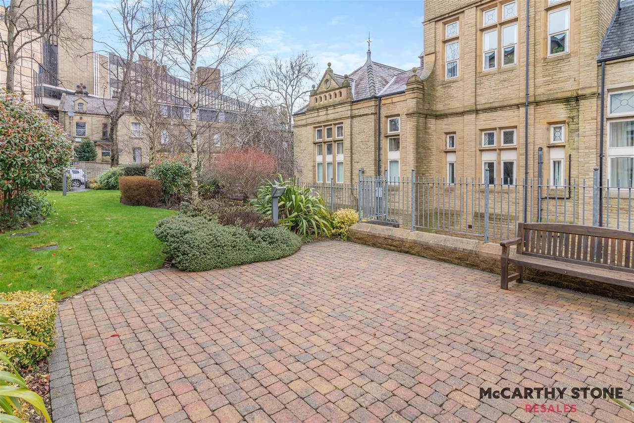 Oxford Road, Halifax, HX1, photo 18
