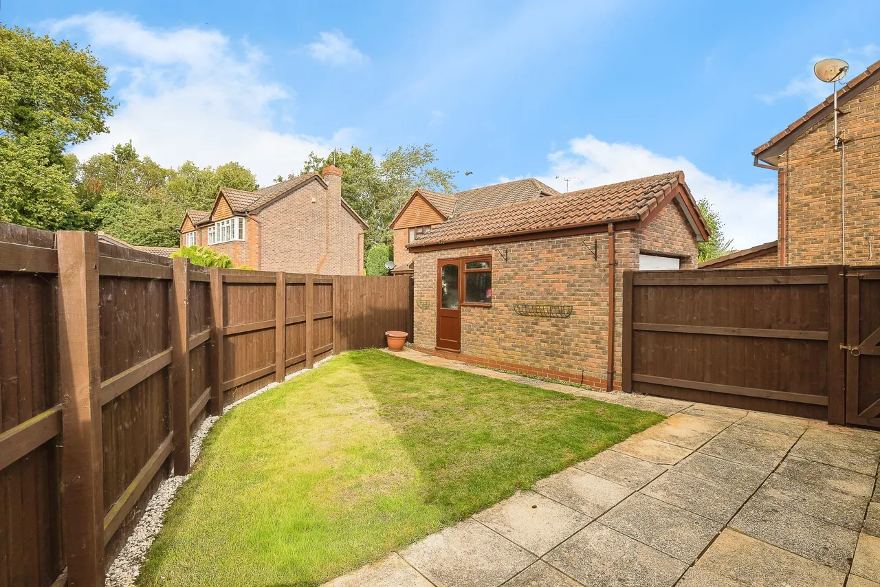Longfellow Avenue, Deeside, CH5, photo 15