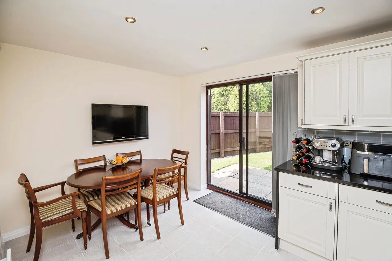Longfellow Avenue, Deeside, CH5, photo 5