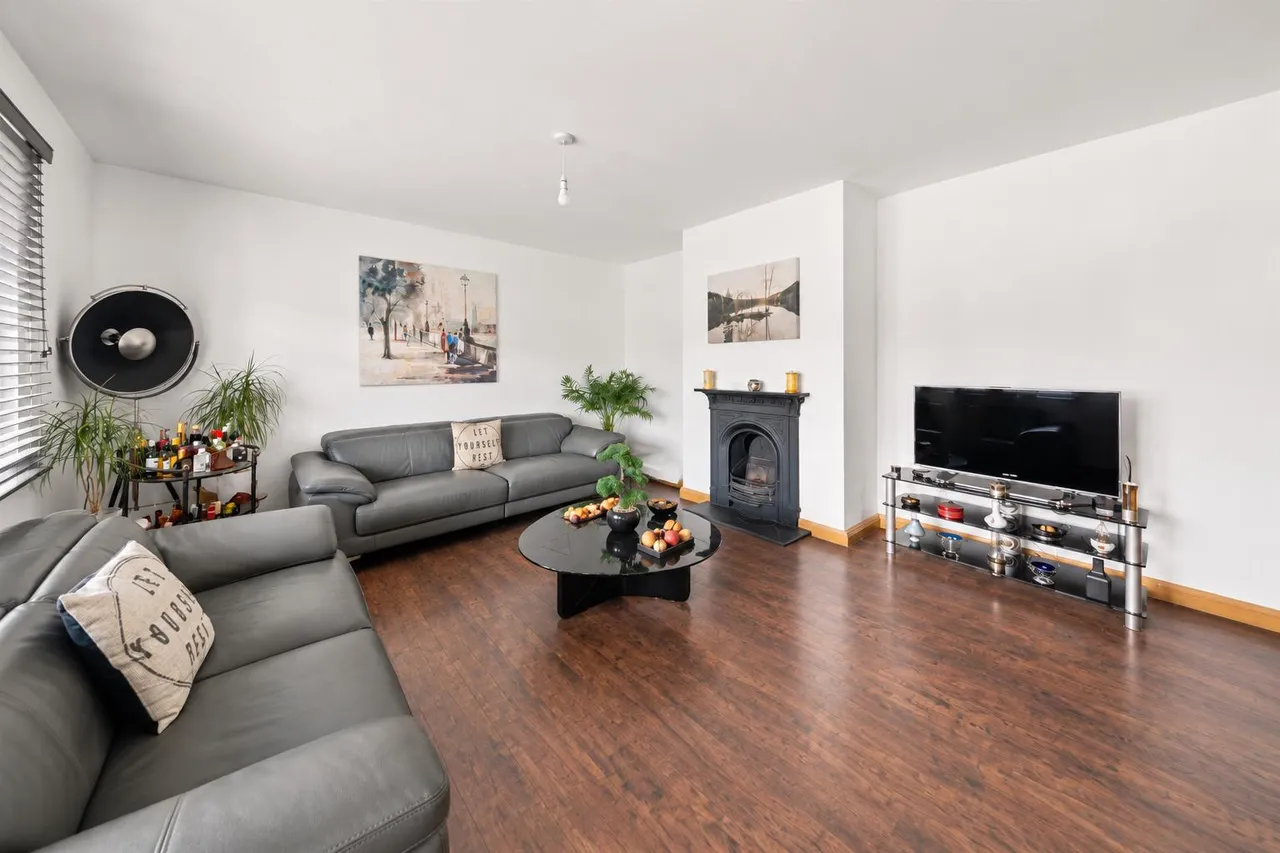 Castleton Road, Ruislip, photo 9