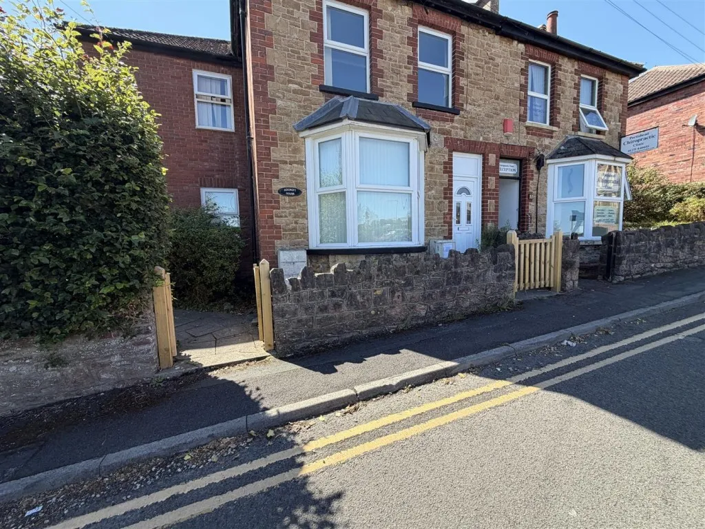 office to rent — Roath Road, Portishead, BS20 6AW