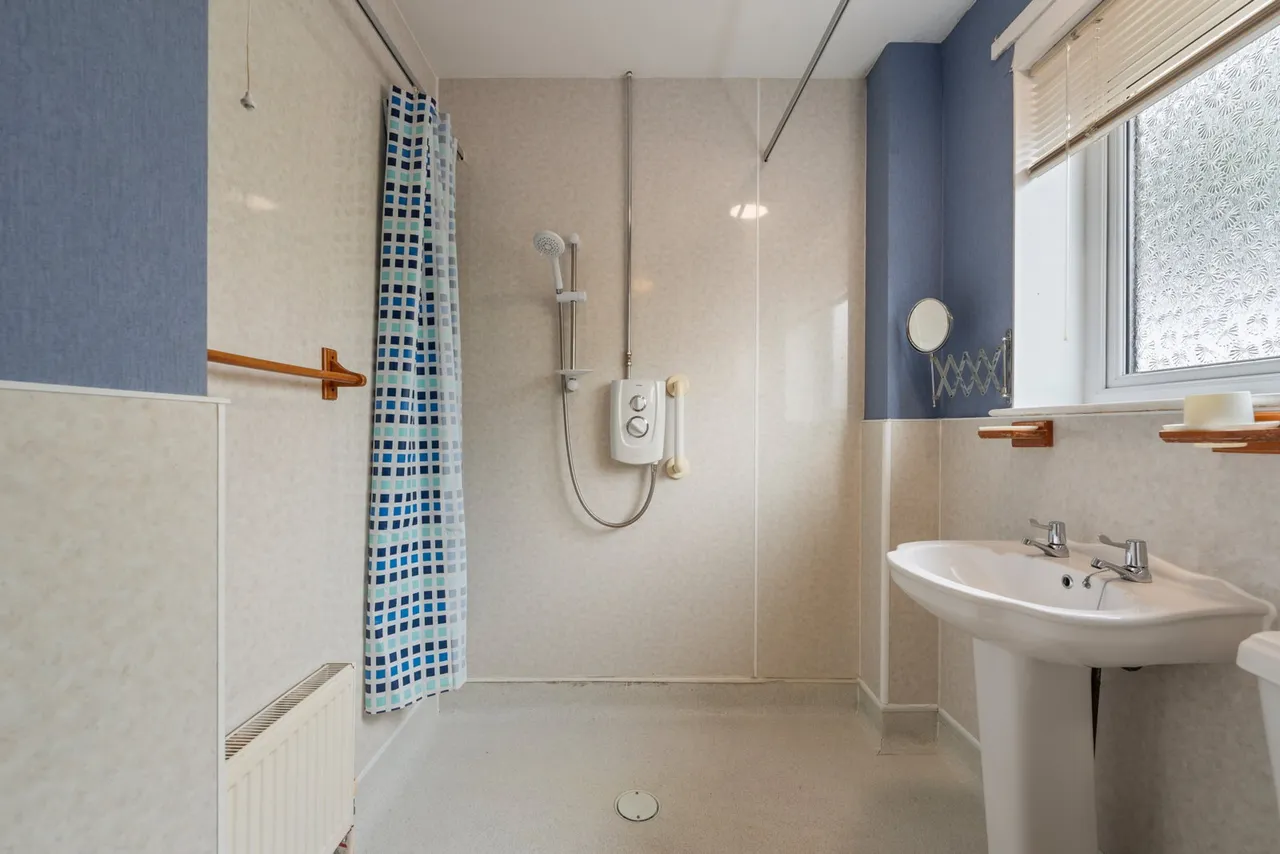 Overton Mains, Kirkcaldy, KY1, photo 13