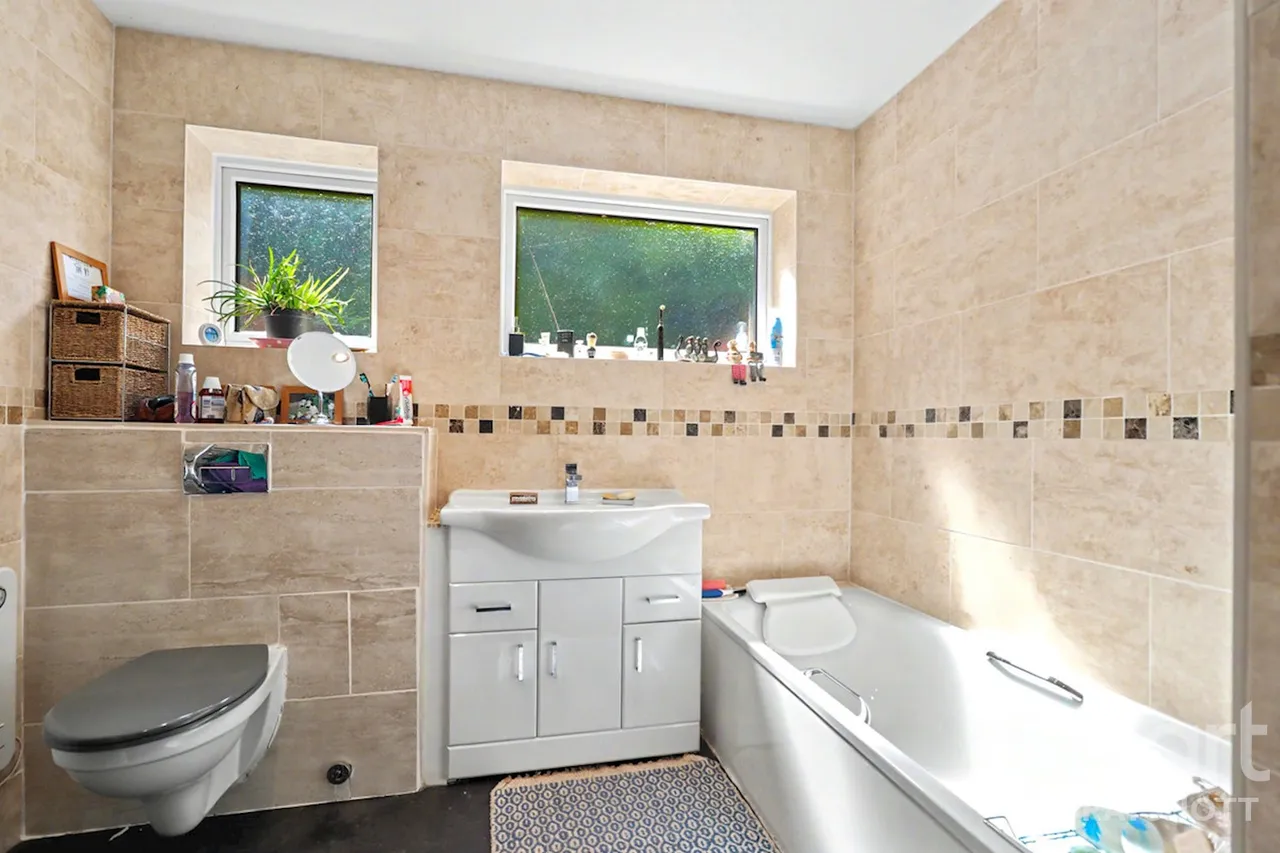Glen Road, Grayshott, GU26, photo 7