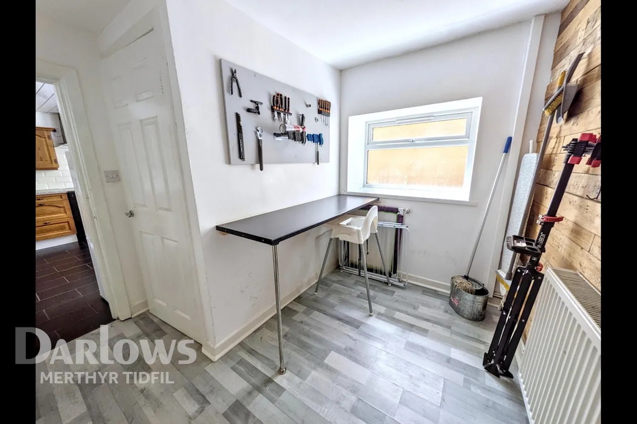 Brecon Road, Merthyr Tydfil, photo 14