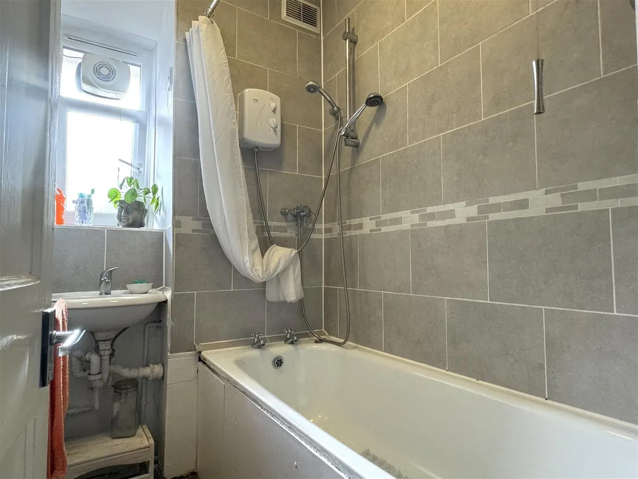 Rye Hill Estate,, Peckham Rye, London SE15 3JB, photo 8