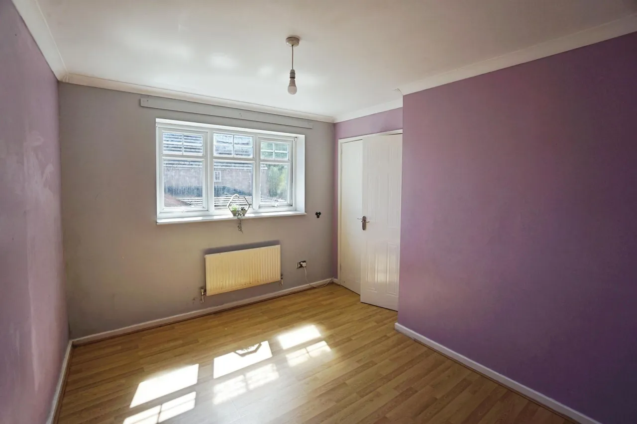 Sarah Close, Coseley, WV14, photo 9