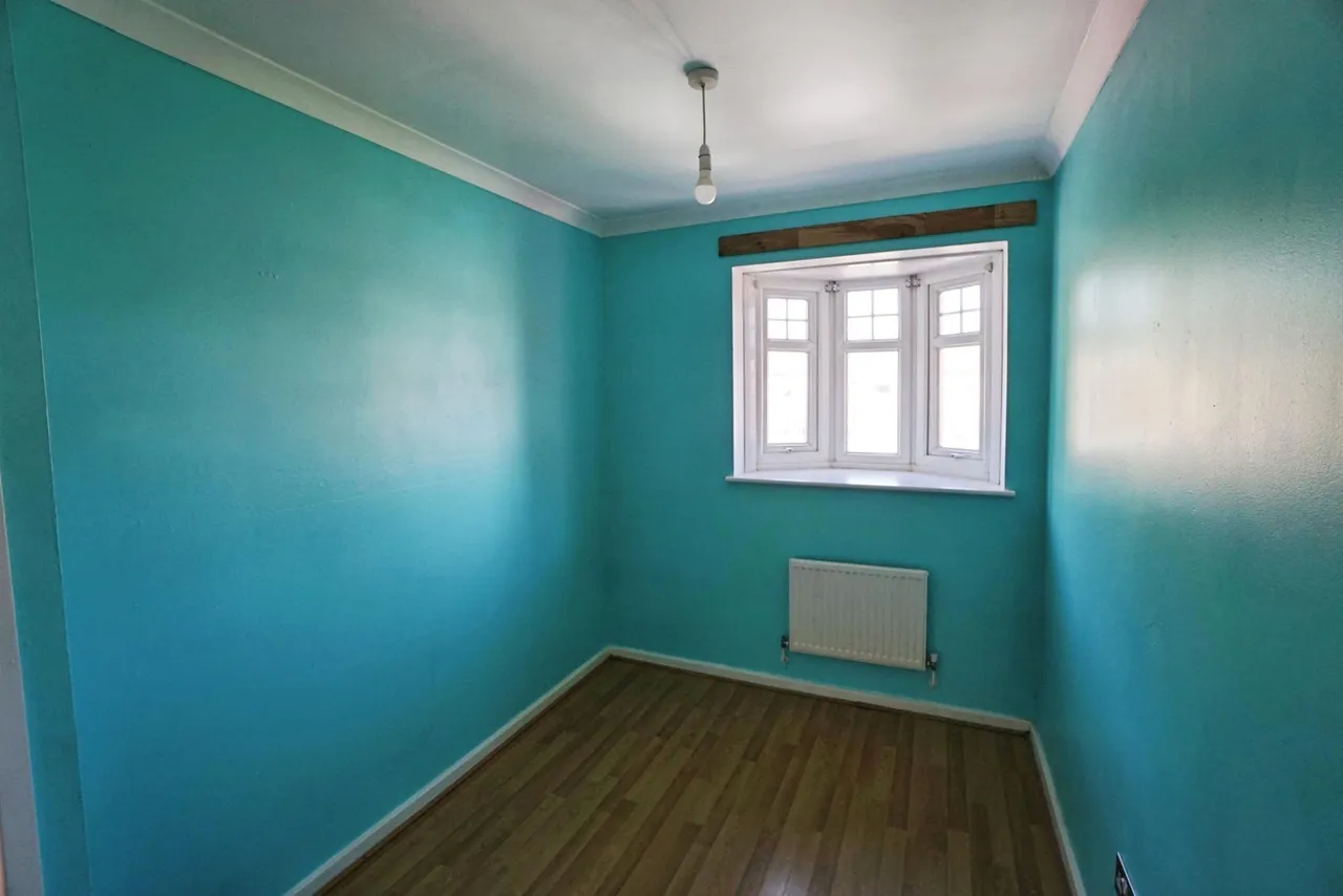 Sarah Close, Coseley, WV14, photo 10
