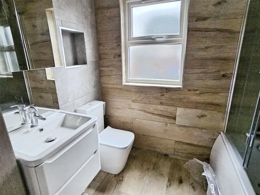Basildon Road, Abbey Wood, SE2, photo 13
