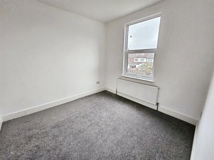 Basildon Road, Abbey Wood, SE2, photo 8