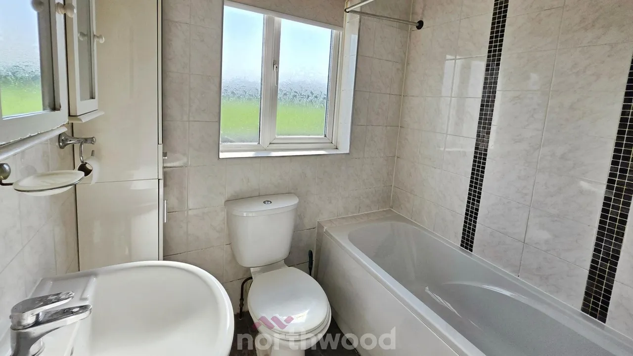 Wellington Grove, Bentley, DN5, photo 13