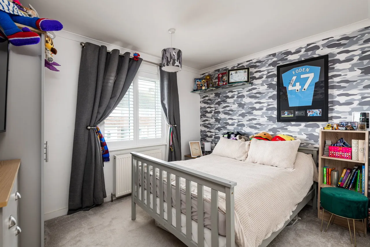 Lowfield Road, Minster On Sea, ME12, photo 9