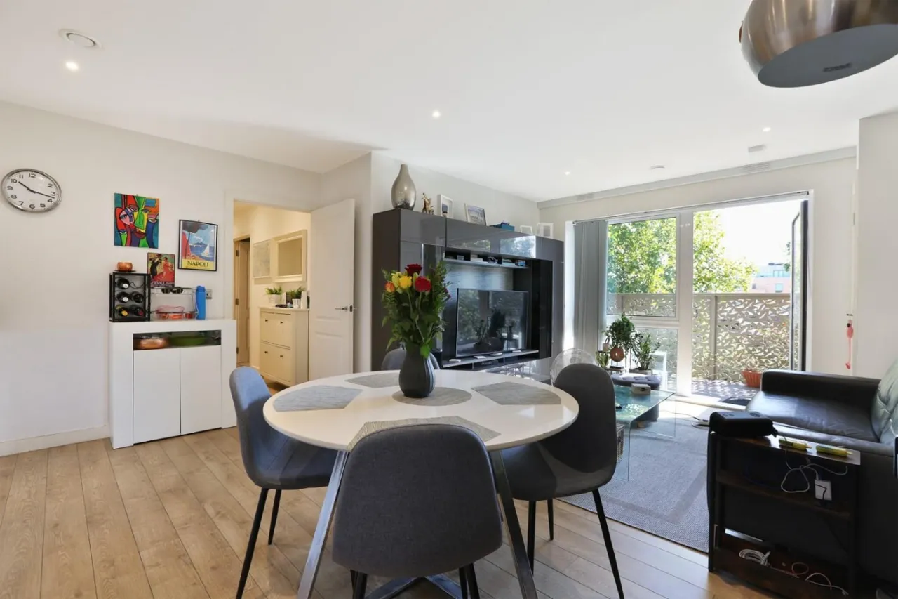 1 bed flat for sale — Lomond Grove, London, SE5