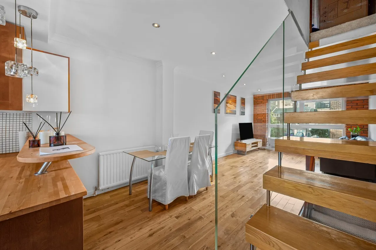 Capstan Square, London, E14, photo 2