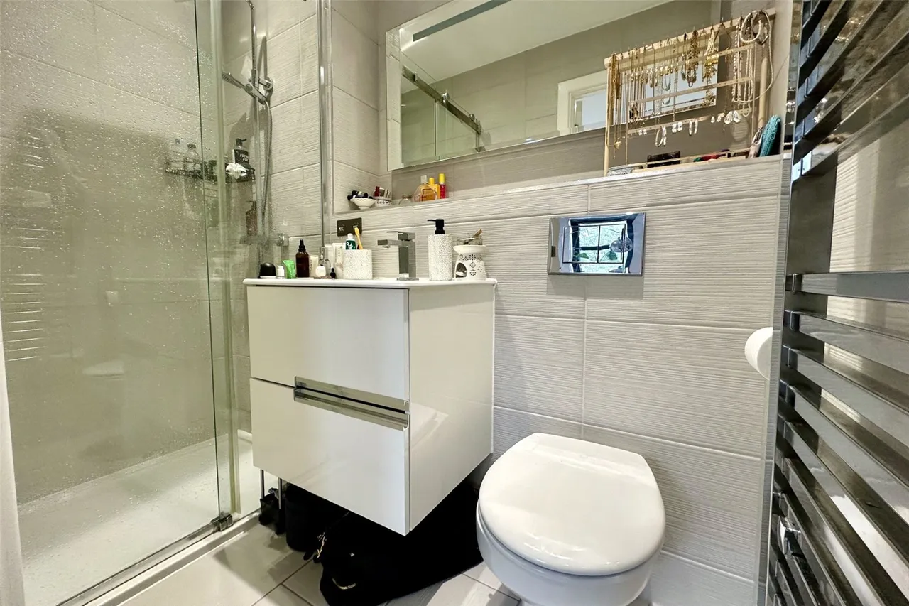 Finchampstead Road, Wokingham, Berkshire, RG40 2NN, photo 7