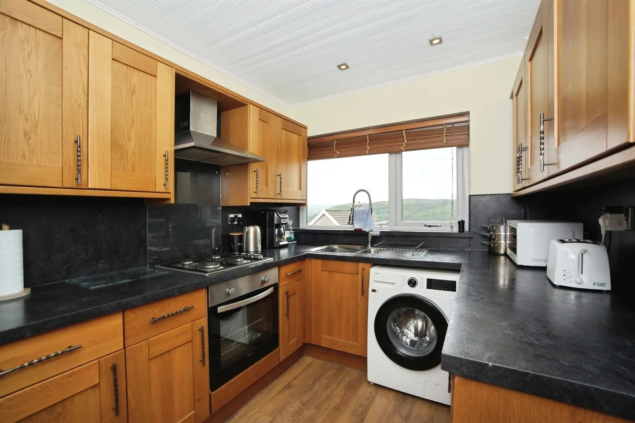 Conway Close, Pontypridd, CF37, photo 7