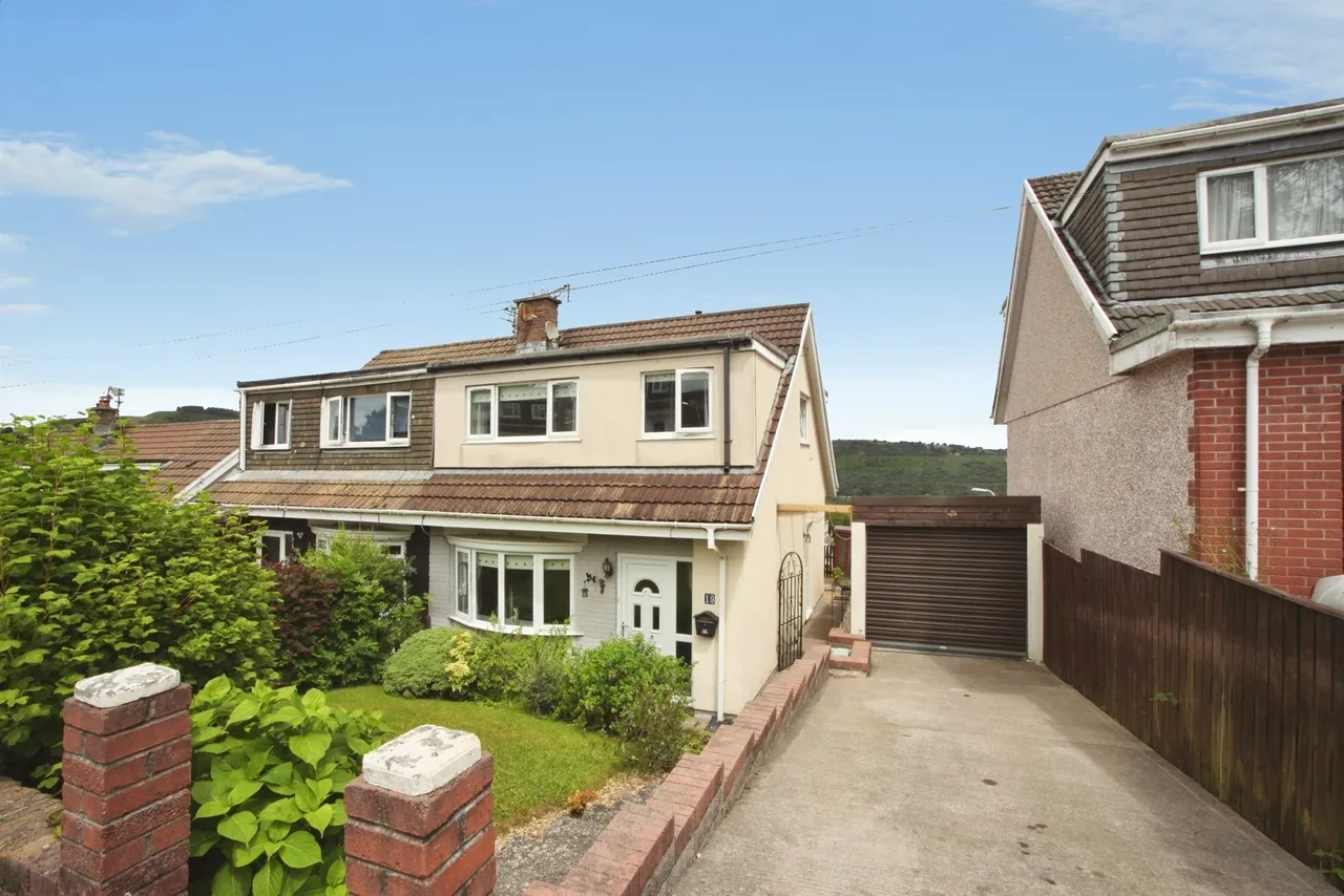 3 bed house for sale, Conway Close, Pontypridd, CF37