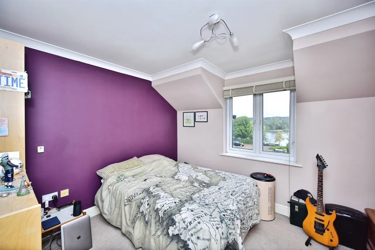 The Lakes, Larkfield, Aylesford, photo 8