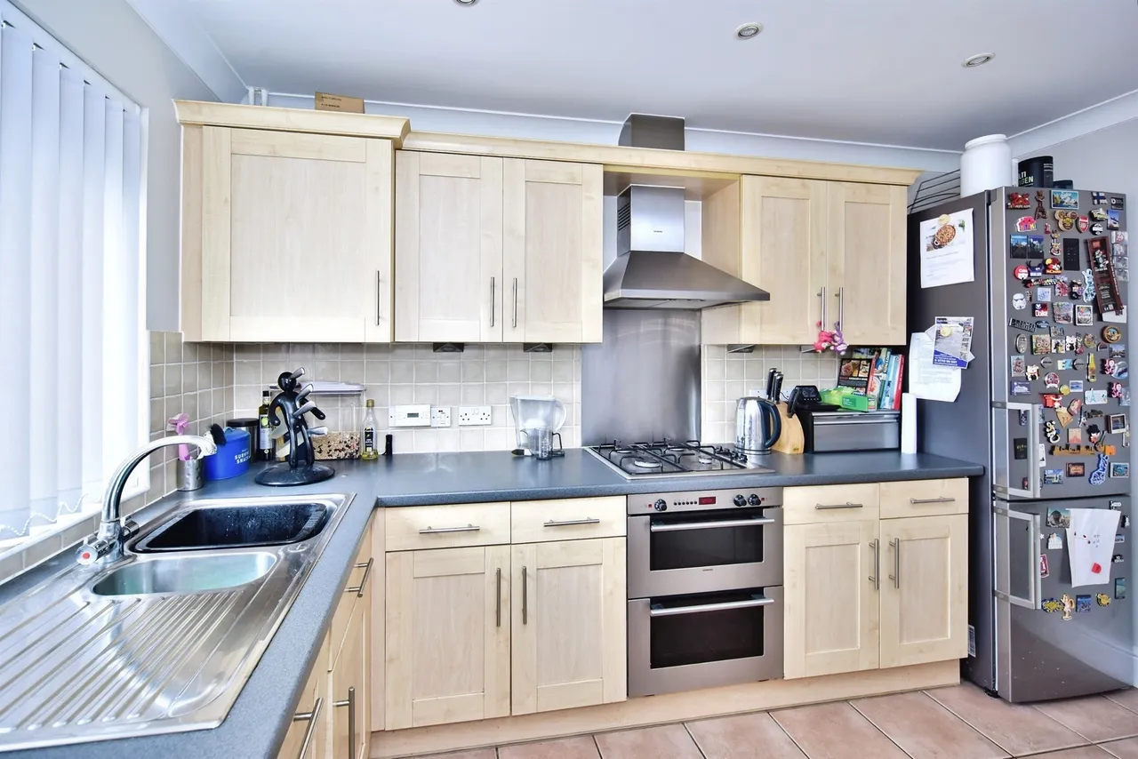 The Lakes, Larkfield, Aylesford, photo 4