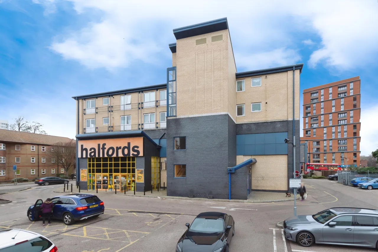 Crown Road, Sutton, SM1, photo 11