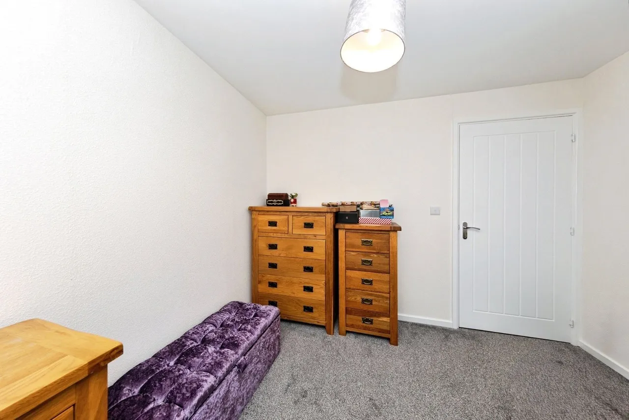 Maes Frondeg, Carmarthen, SA31, photo 13