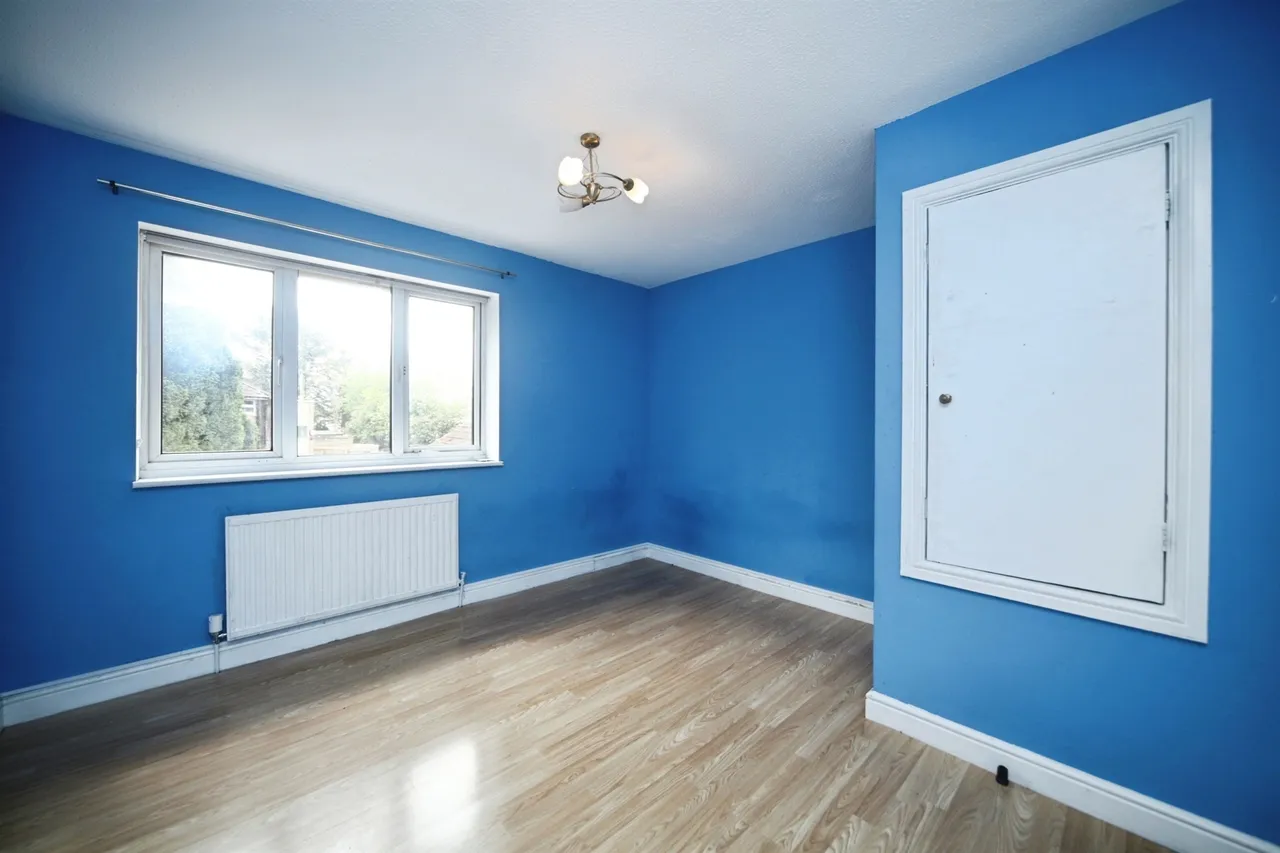 St. Margarets Court, Taunton, photo 8