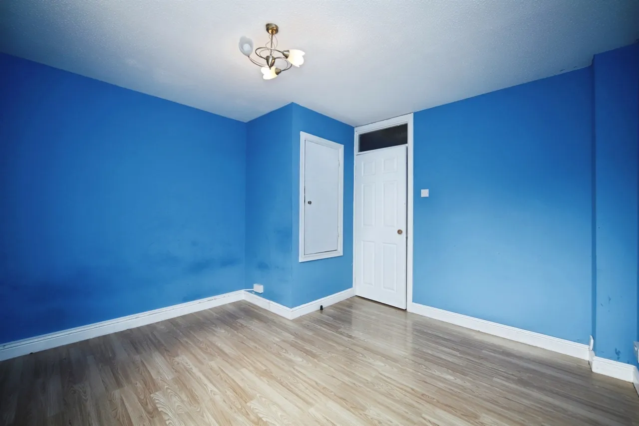 St. Margarets Court, Taunton, photo 12