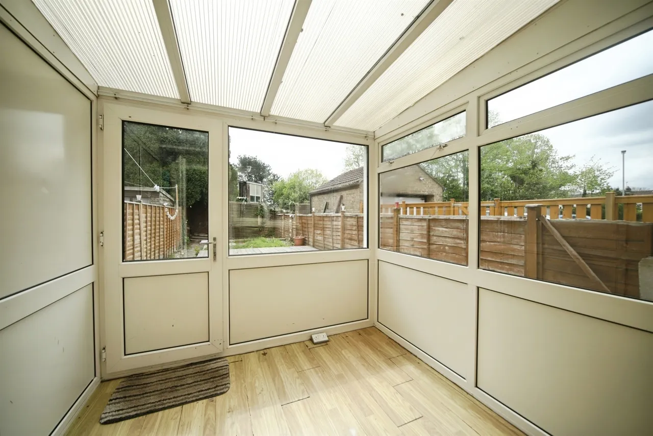 St. Margarets Court, Taunton, photo 7